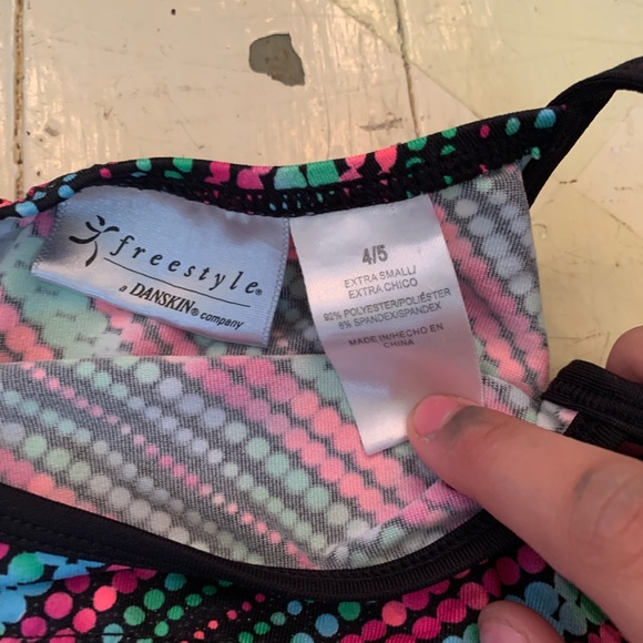 Freestyle by Danskin dance top and shorts - Picture 4 of 6